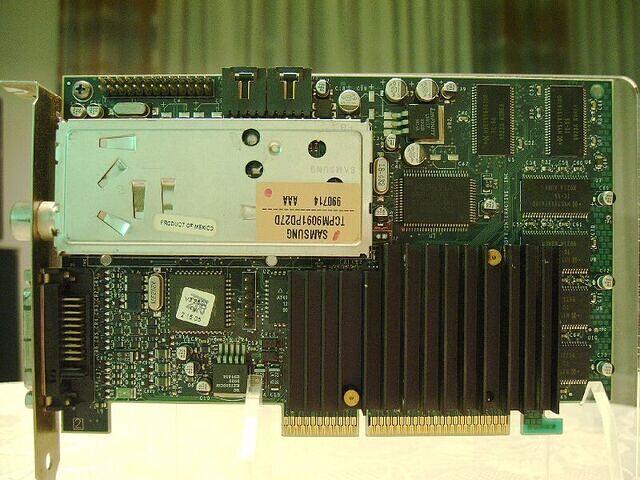 3dfx Voodoo3 3500 TV AGP
(AGP 16MB SDRAM)
(front)