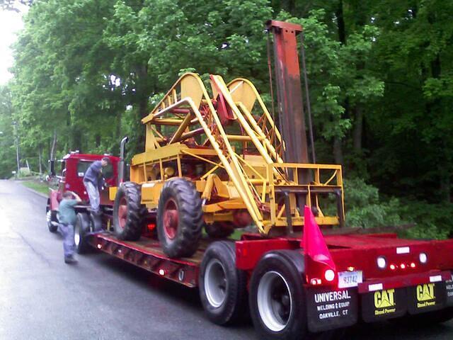 477627_101517546forklift