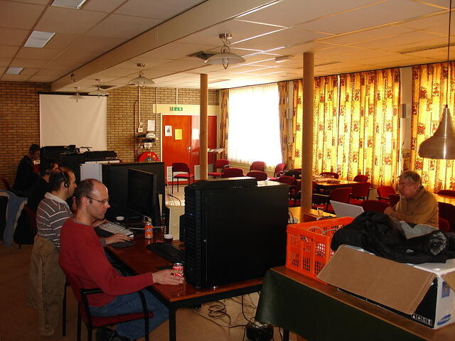 Hobby Computer Club March 06, 2010 in action CoD6 MW2