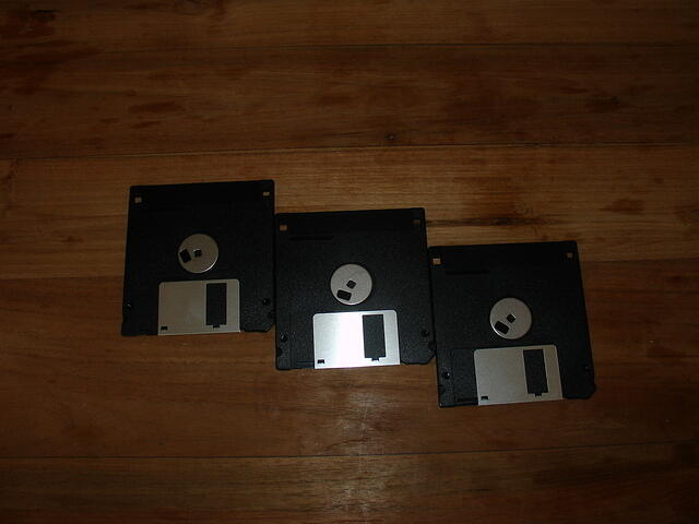 Descent Demo 3x FDD version rear