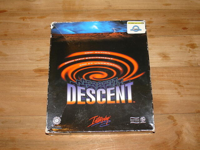 Descent EUR Boxed top
