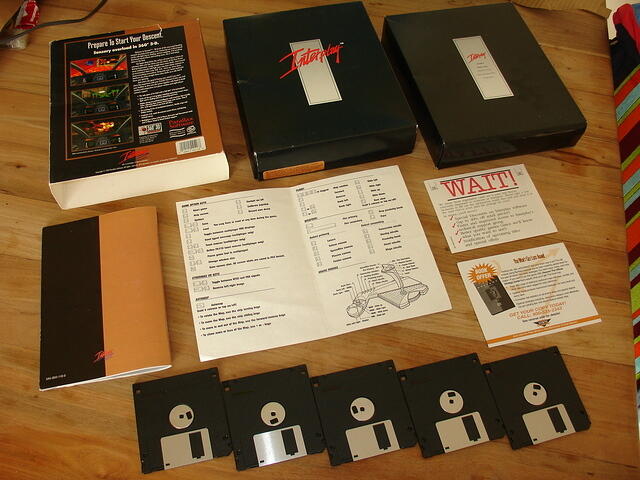 Descent USA FDD Version rear.JPG