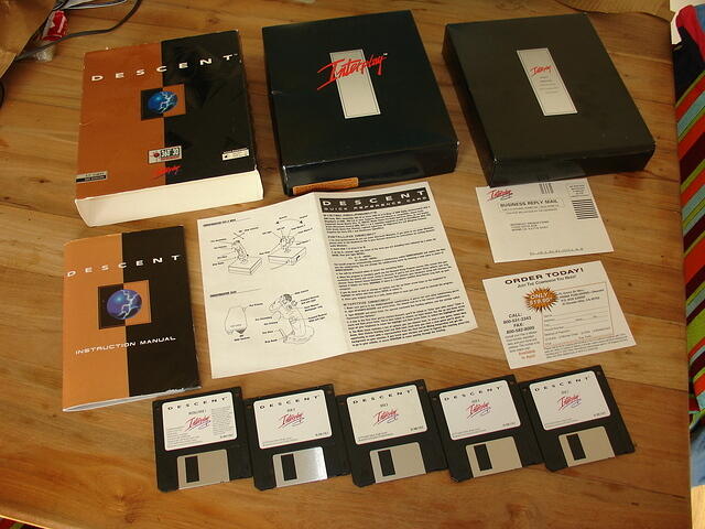 Descent USA FDD Version top.JPG