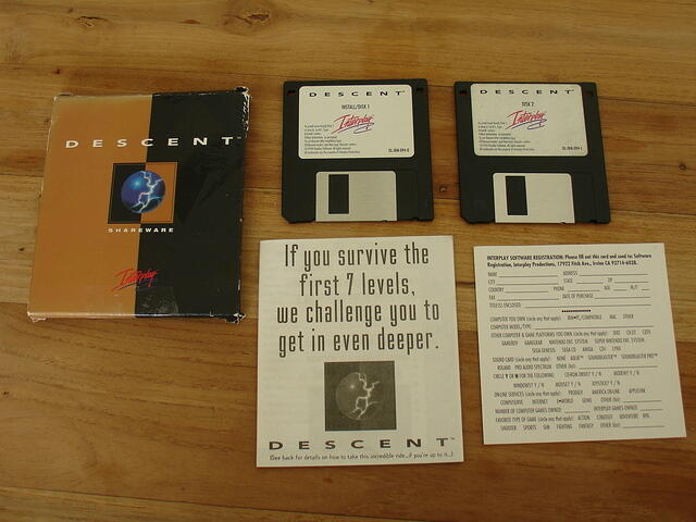 Interplay 7 level Descent 1 Demo mini boxed top.JPG