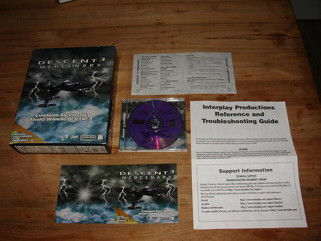 Descent 3 Mercenary USA Boxed contents