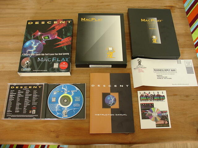 Descent MAC PLAY top.JPG