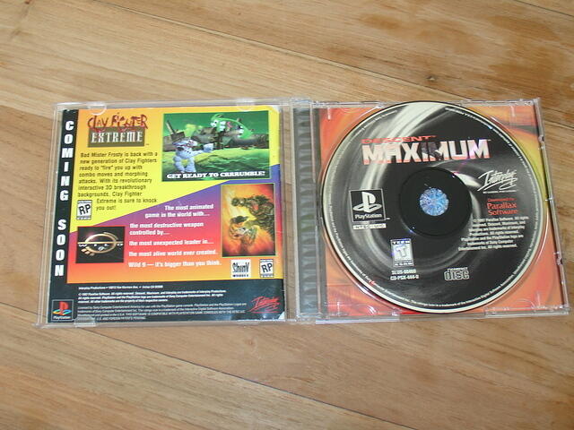 Descent Maximum Manual + CD.JPG