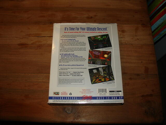 Descent Anniversary Edition USA Boxed rear