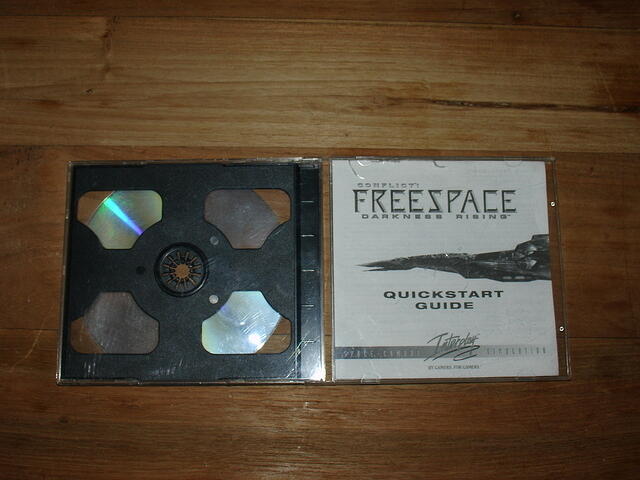 Conflict Freesapce - Darkness Rising rear opened