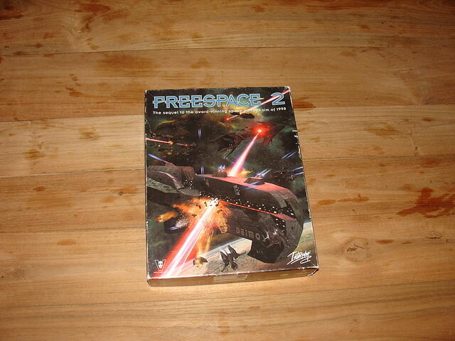 Freespace 2 EUR Boxed top