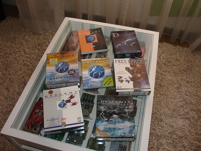 The Descent USA collection bottom side