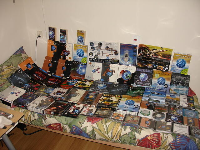 The Entire Descent collection incl books Sunday, August 09, 2009