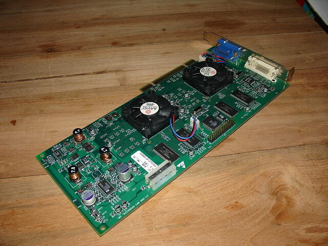 5500 PCI Mac Molex Power Connector.JPG