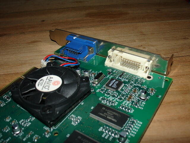 5500 PCI Mac Outputs Rear a.JPG