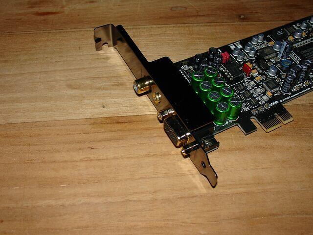 Auzentech X-Fi Forte 7.1 PCI-E 64MB X-Ram headshot