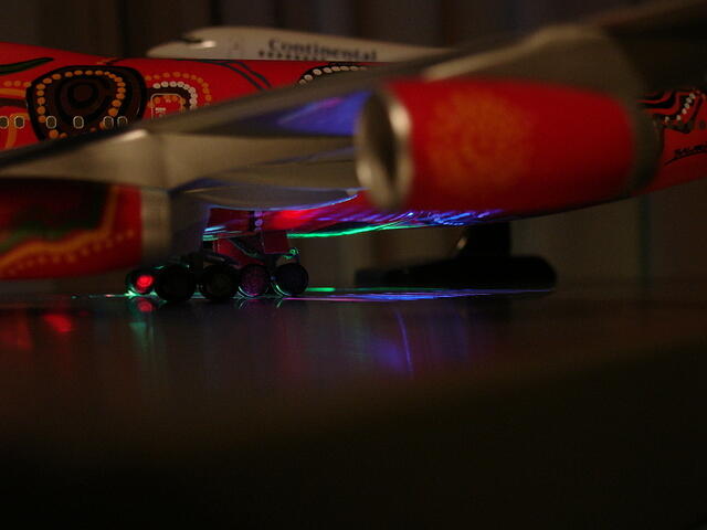 Qantas Wunala Dreaming B744 Tricool led effects under belly