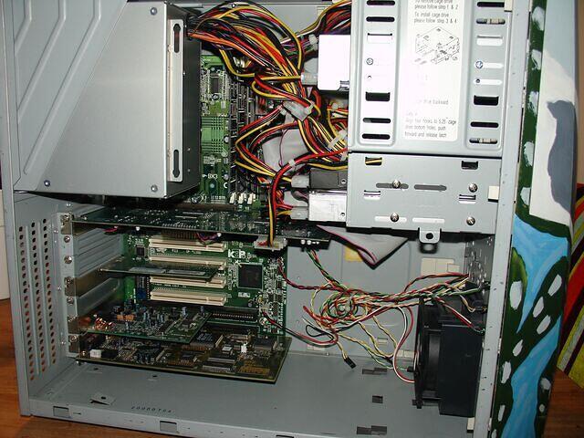 Avenger M99's Voodoo5 5500 AGP upgrade