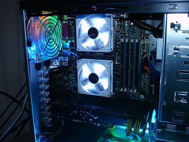 Firefx SMP 2006's CPU's and GTX 480 lit up!