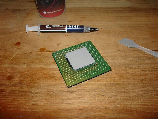 CPU repasted closeup
