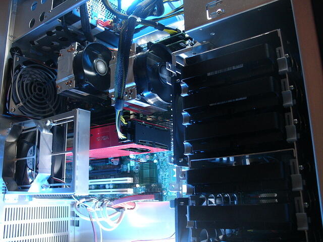 Blue Leaders GTX 295 RE.JPG