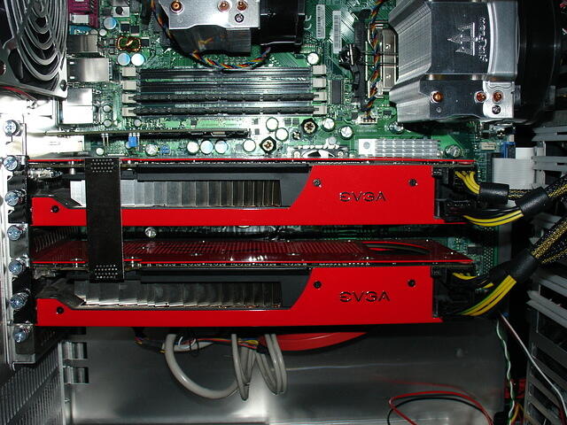 GTX 295 RE's Quad SLI close up