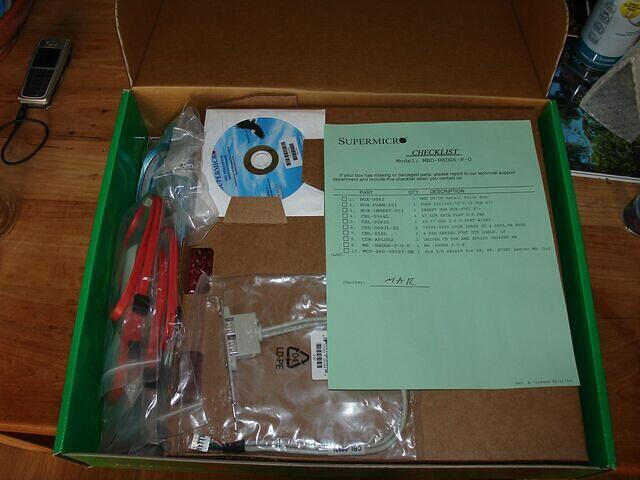 Supermicro H8DG6-F Box Contents