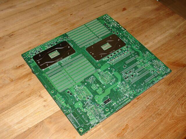 Supermicro H8DG6-F rear angled