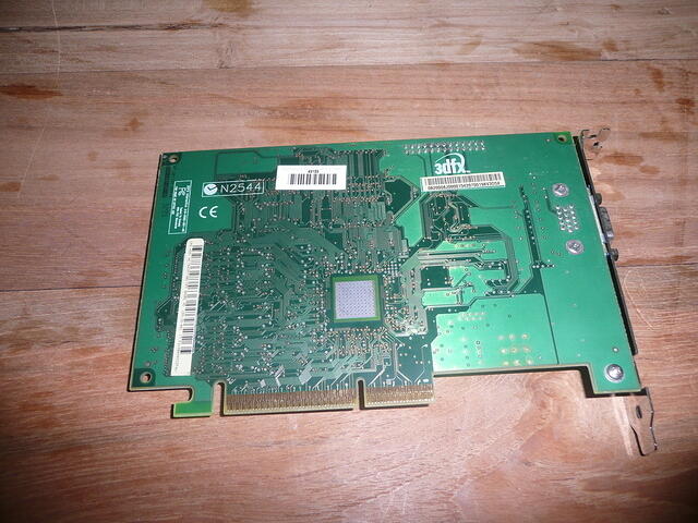 3dfx Voodoo3 1000C AGP 16MB Rev.A0 3299 Rear.JPG