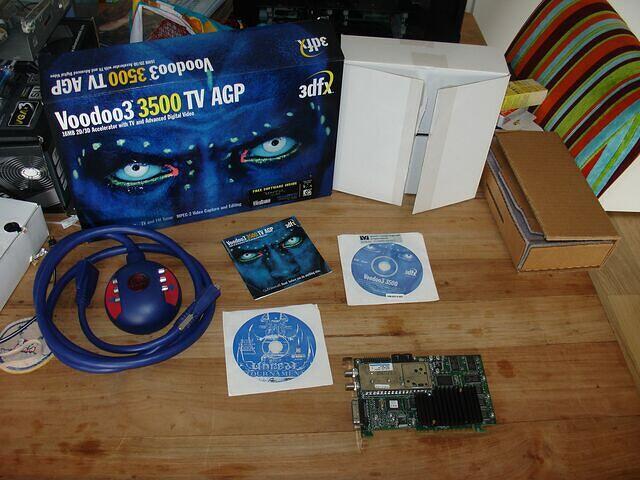3dfx Voodoo3 3500 TV AGP 16MB USA Box contents