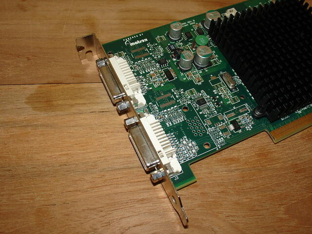 Matrox Millennium P650 Parhelia-LX AGP 64MB 128Bit DDR Rev.B 0106 Headshot.JPG