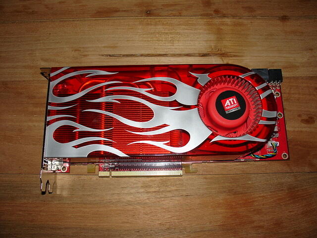 ATi Radeon HD 2900 XT PCI-E 512MB 512Bit GDDR3 Rev.A2 1207 Top.JPG