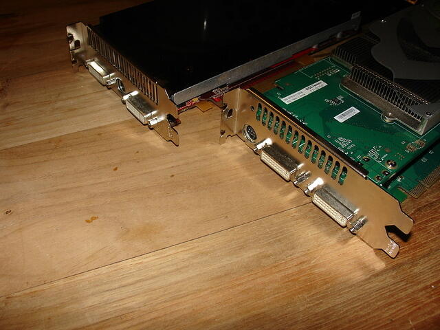 HD 2900 XTX 512 & 7900 GX2 1024 headshot