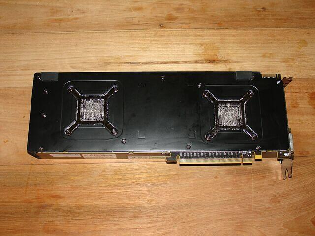 ATi Dept. AMD RAdeon HD 6990 PCI-E 4096MB 512Bit GDDR5 Rev.A 12 1102 rear