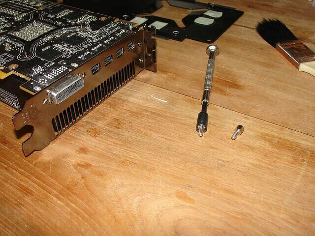 Removing Inbus Screws of Retention plate