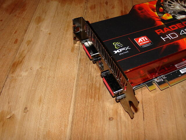 Pine XFX ATi Radeon HD 4870 XXX Edition PCI-E 1024MB 256Bit GDDR5 Rev.A2 0409 Headshot.JPG