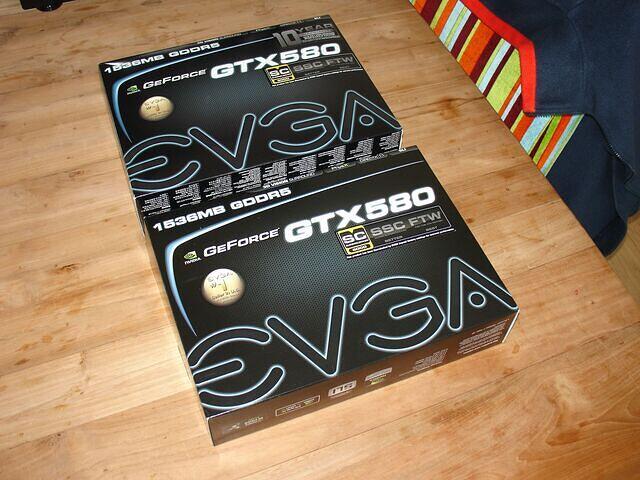 EVGA GTX 580 SCE EUR & USA box top angled