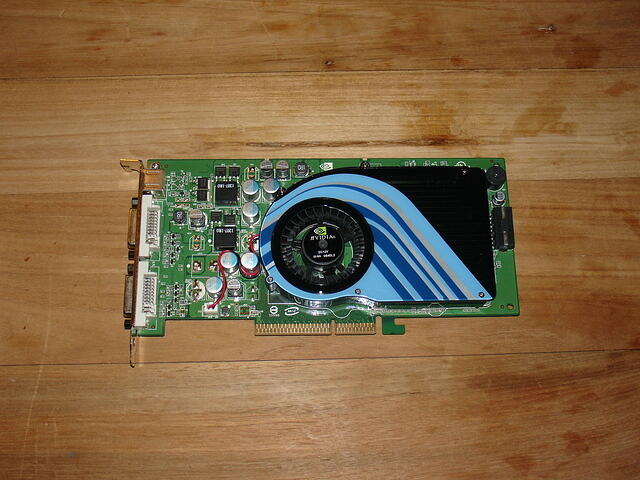 AXLE / NVIDIA GeForce 7950 GT AGP 512MB 256Bit GDDR3 Rev.A2 1022 Evaluation Board top