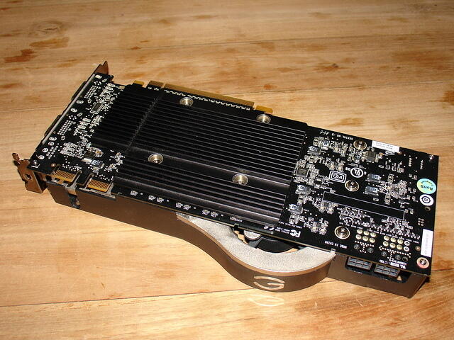 EVGA e-GeForce 8800 Ultra Super Clocked Ediiton with rear heatsink
