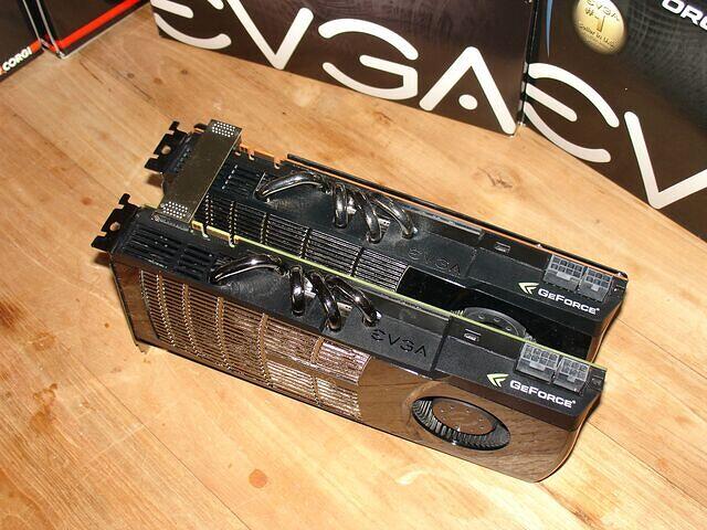 2x EVGA GTX 480 SLI mode Heat pipes a