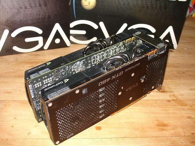 2x EVGA GTX 480 SLI mode rear