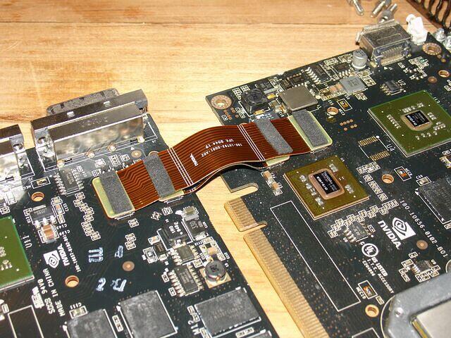 Internal SLI Ribbon Cables Connections