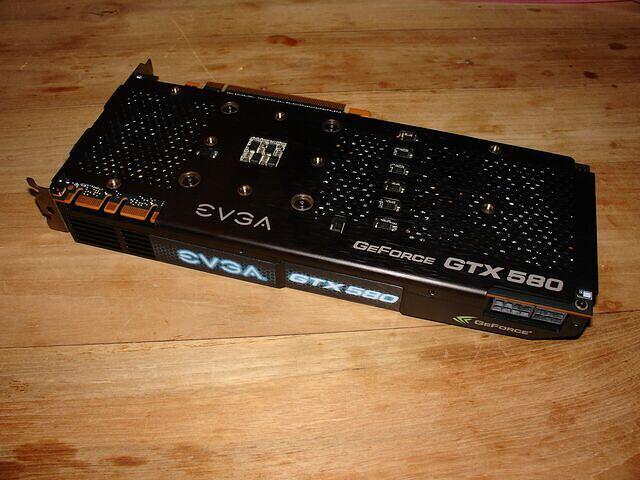 EVGA GTX 580 SCE + Backplate side rear view