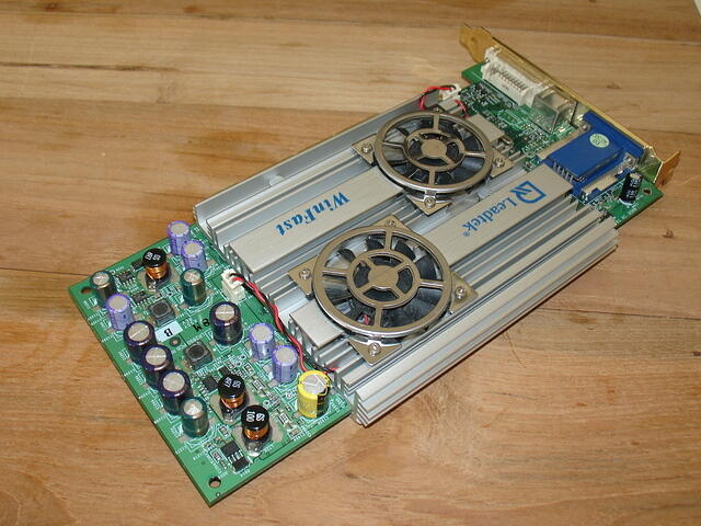 Leadtek Ti-4600 Capacitors b