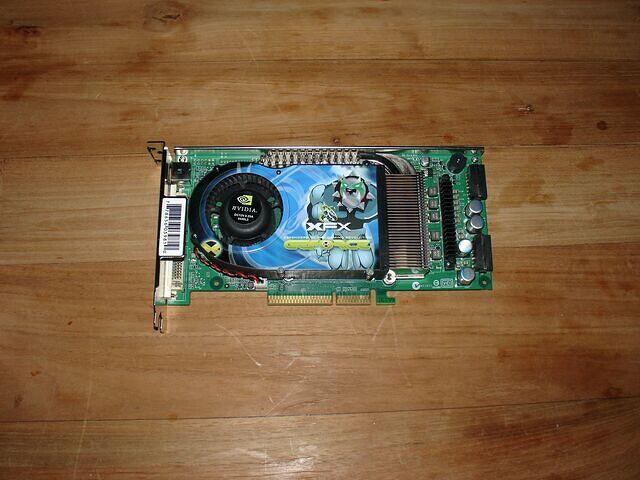 Pine XFX GeForce 6800 Ultra AGP 256MB Rev.A 0435 top