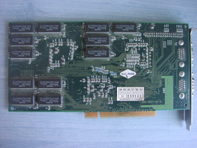 Guillemot MaxiGamer 3D2 (12MB)