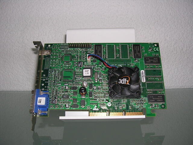 Voodoo 4 4500 agp