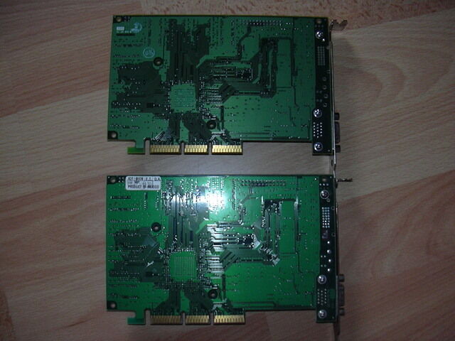 Comparison Voodoo 4 4500 final VS Voodoo 4 4500 Prototype back