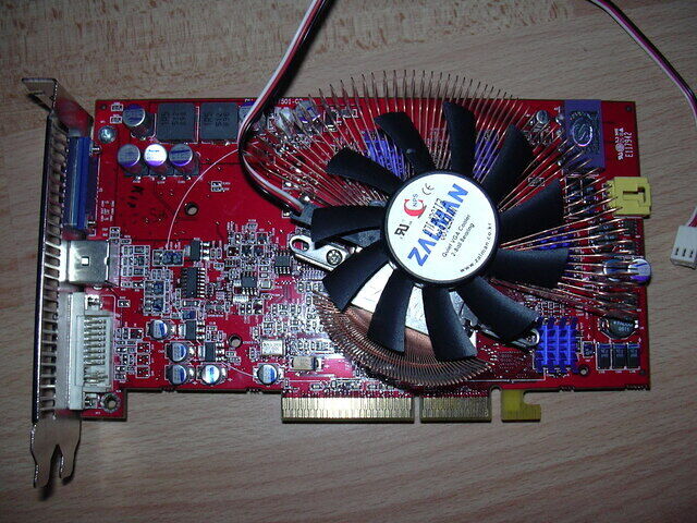 Sapphire Radeon X850XT-PE AGP