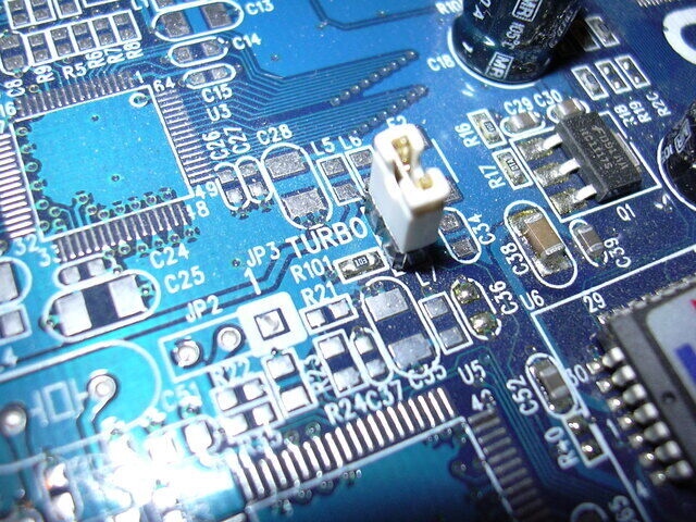 Gigabyte GA-660 Turbo Jumper